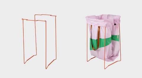 "The New Trash Bag" von Susan Bijl Montage