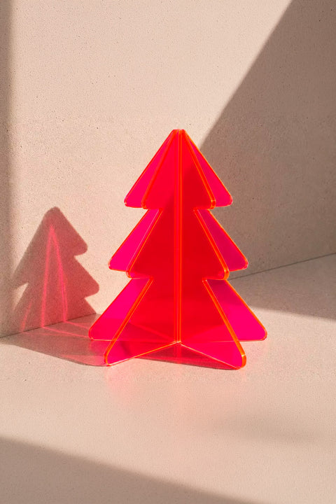 3D-Tannenbaum Neon-Pink als Weihnachtsdeko im Wohnzimmer