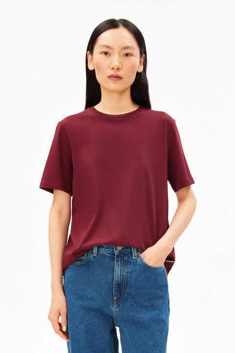 Lualaa T-Shirt Velvet Red von ARMEDANGELS, Regular Fit, Rundhalsausschnitt, Kurzarm, leichtes Jersey in sattem Weinrot