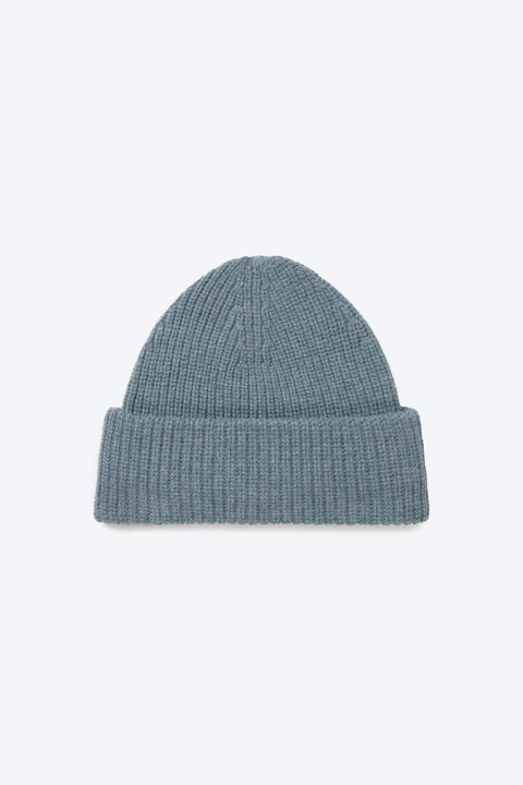 Thinking Mu Ruby Blue Wool Beanie – Seitenansicht, einfarbig hellblau, Rippenstrickstruktur