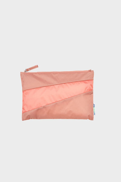 Nachhaltige Coral Crossbody Bag von Susan Bijl – Die New Pouch Try aus recyceltem Nylon