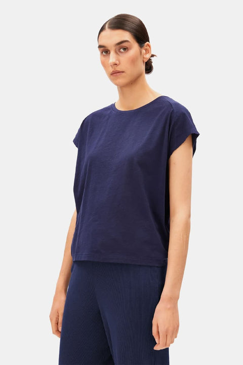 T-Shirt für Damen mit Rundhals in Navy von ARMEDANGELS