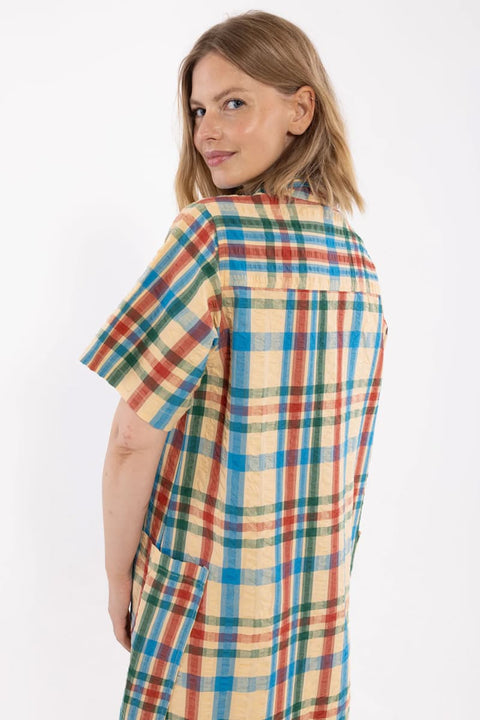 Danefae Damenkleid mit Knopfleiste und Kragen