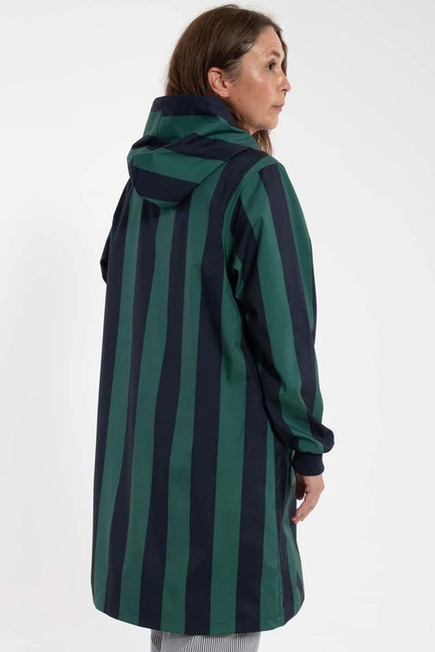 Femininer Softshellmantel von Danefae – wind- und wasserdicht