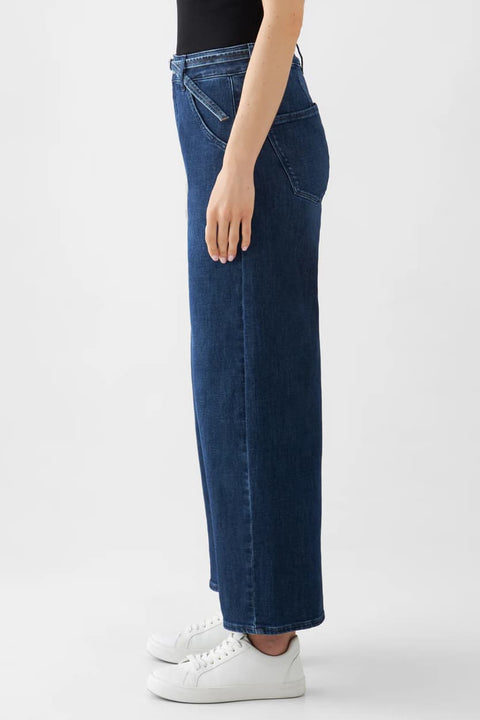 Komfortable und stilvolle BLINK Wide Cropped Jeans von DAWN in Dunkelblau