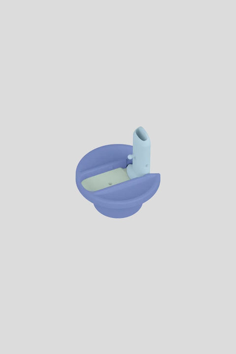 Flip Straw Seafoam Sorbet Dopper – Detailansicht aufgeklappter Trinkmechanismus in ozeanischem Grünton, Polypropylen und Silikon