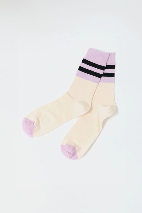 Emil Socks Ecru von Suite13Lab in Creme und Hell-Lila, Mid-calf gerippt