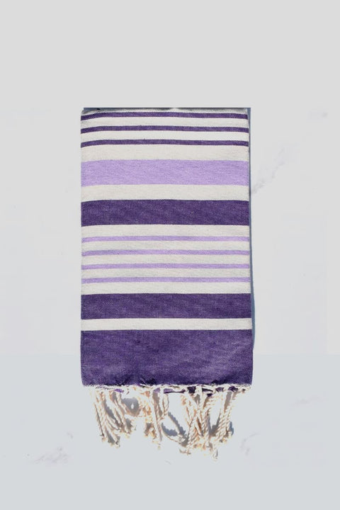 Fouta Oslo Blanc Crème Mauve et Lilas von Fouta du Sud, 100 x 200 cm, handgewebtes Baumwolltuch in Lila, Hell-Lila und Weiß gestreift