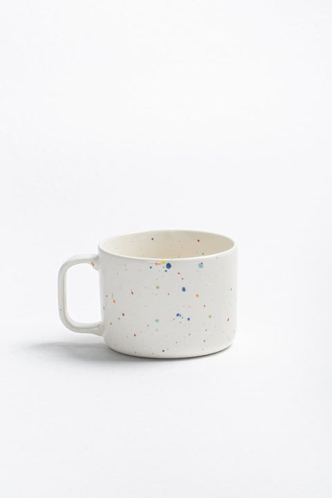Weiße Tasse von Egg Back Home – 450 ml