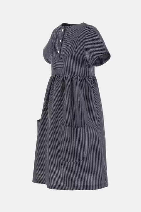 Kinder-Küferkleid Finkenwerder-Stil von modAS in Dunkelblau, schmale Küferstreifen, geraffte Taille, abgerundeter Saum