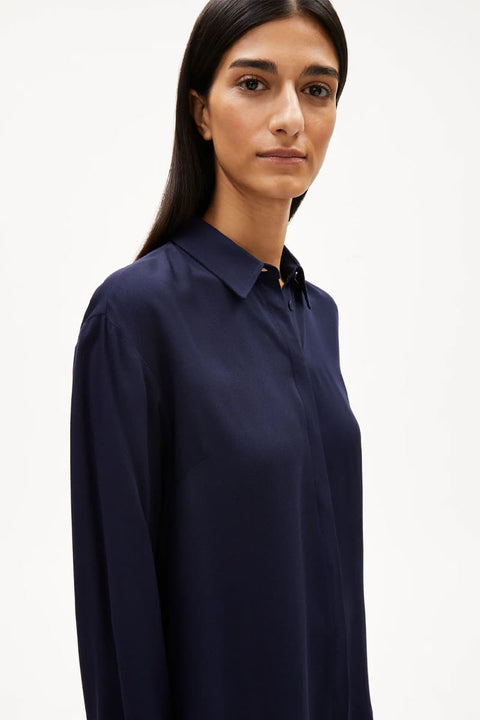 Relaxed Fit Damenbluse aus nachhaltiger Viskose von ARMEDANGELS