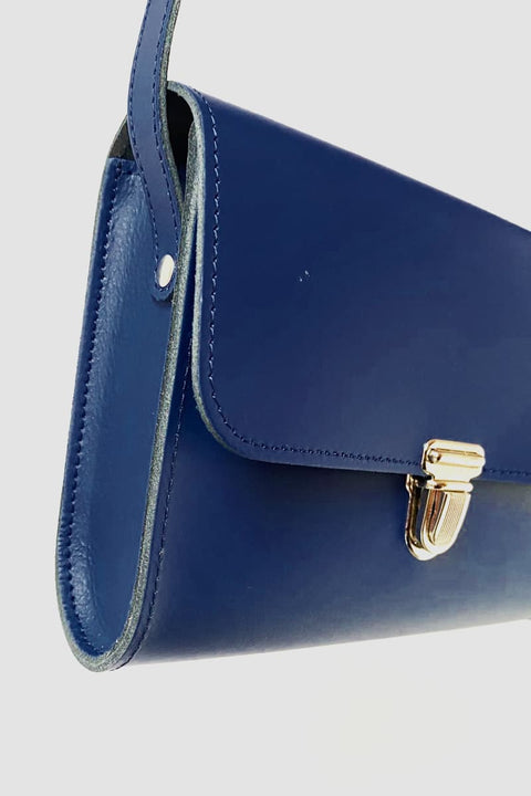 Papoutsi Tasche aus Berlin in elegantem Blau