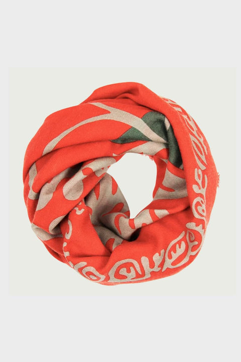 Carré Laine Monstera Orange von Les Belles Vagabondes, 100 x 100 cm, 100% Wolle, handwerklicher Druck mit Monstera-Motiv in Orange