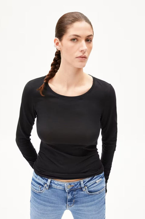 Einiaara Soft Longsleeve in Schwarz von ARMEDANGELS