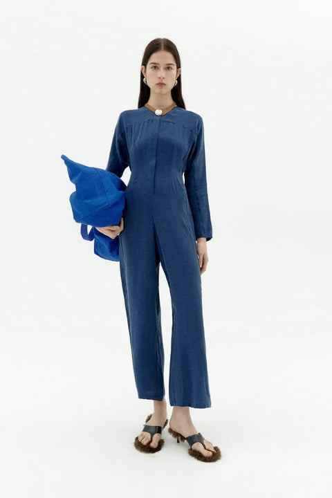 Nachhaltiger Jumpsuit aus Cupro in kräftigem Kobaltblau