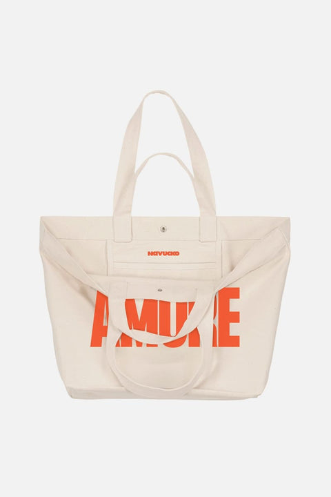 Bag AMORE 2.0 NAVUCKO – Detailansicht AMORE-Motiv auf Canvas-Stoff und Henkeldetail