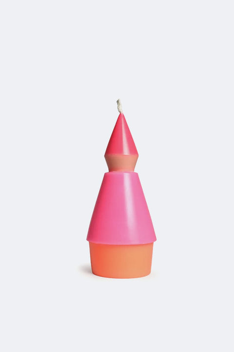 Little One N°4 von not the girl who misses much – bunte Handarbeit-Kerze, Frontansicht