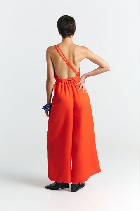 Luftiger Jumpsuit mit Rückenausschnitt