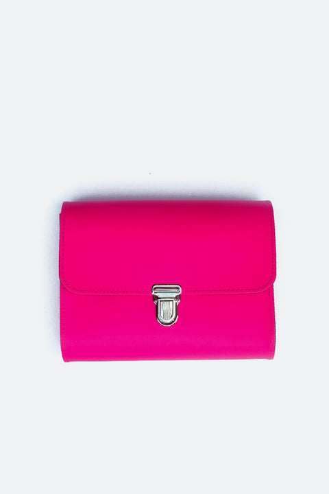Tasche im Neonpinken Retro-Look von Papoutsi