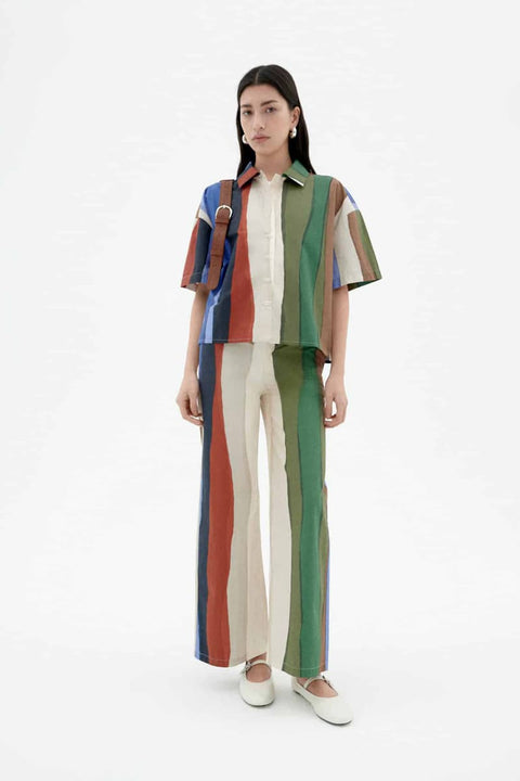 Bunte Streifenhose mit weitem Bein und hoher Taille