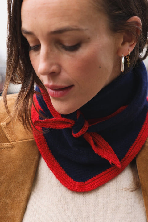 Colette Schal Zweifarbig Marineblau/Rot von SO FAMILY, weicher Kaschmir-Wolle-Schal in Marineblau und Rot, Made in Italy