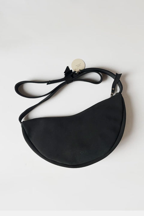 Moderne Schultertasche für Damen im urbanen Stil