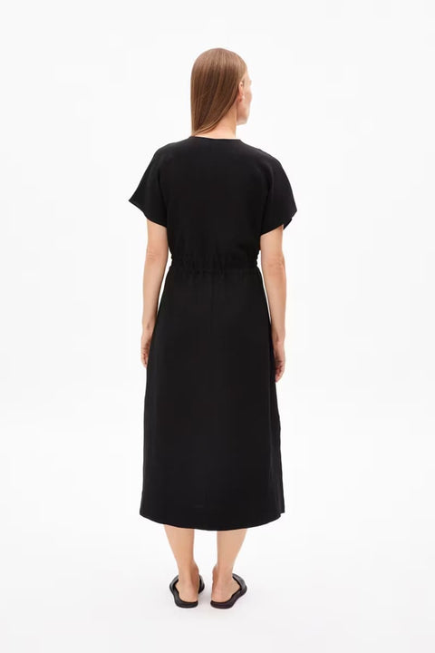 ARMEDANGELS Sommerkleid aus Viskose und Leinen in Schwarz