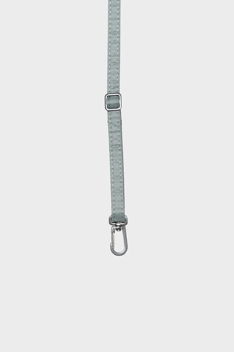 Detailansicht Metallhaken, The New Strap grau