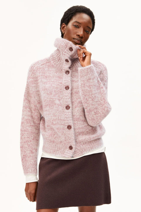 Mouliné Brushed Strickjacke von ARMEDANGELS in Rosa-Oatmilk, Vorderansicht