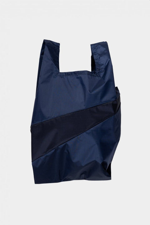 Elegante Susan Bijl Tasche in Dunkelblau und Tiefdunkelblau - Nachhaltige Mode für den Alltag