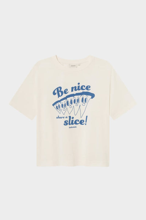 Vadstena Share A Slice T-Shirt Off White aus Bio-Baumwolle