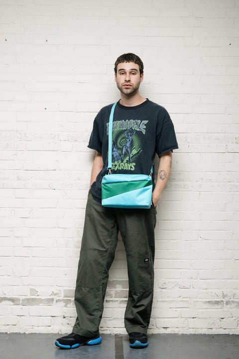 Nachhaltige Crossbody-Tasche aus recyceltem Polyester