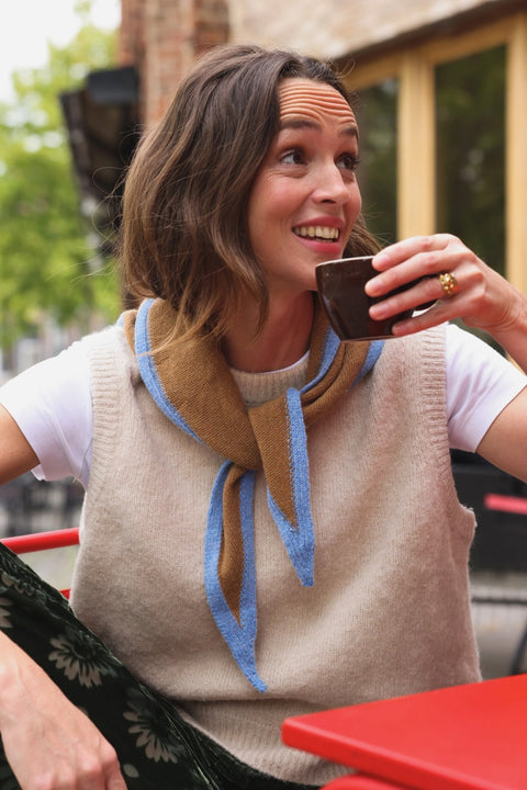 Colette Schal Zweifarbig Camel/Blau von SO FAMILY, weicher Kaschmir-Wolle-Schal in Camel und Blau, Made in Italy