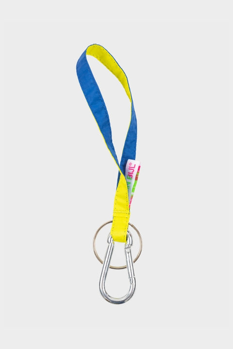 Immer griffbereit - Der New Keychain mit Karabinerhaken und Ring.