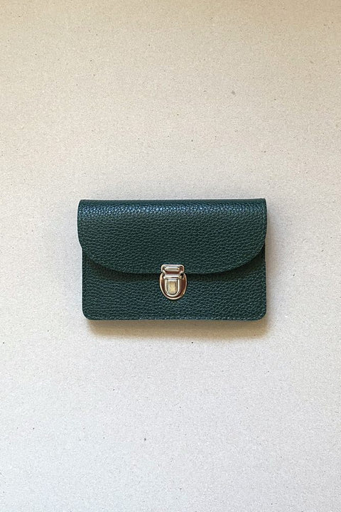Papoutsi's Leder Geldbörse BORSA in Dunkelgrün, kompakt und elegant
