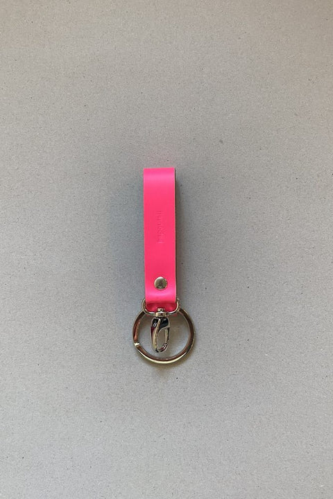 Moderner Mini Schlüsselanhänger in Neonpink und Leder