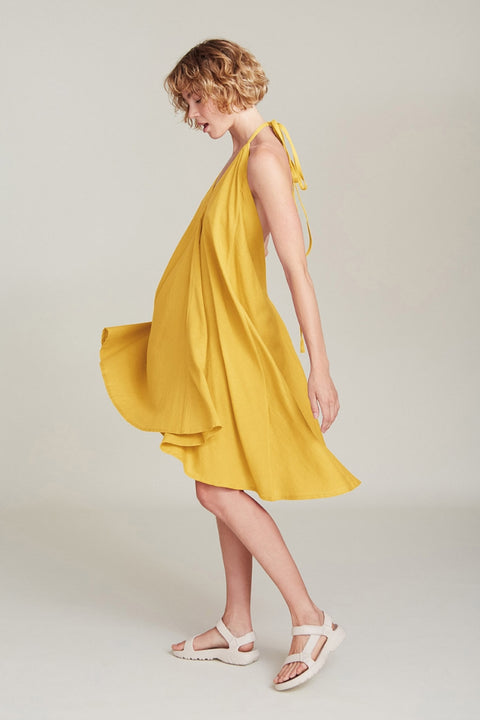 Sommerliches Multiposition-Kleid in Gelb
