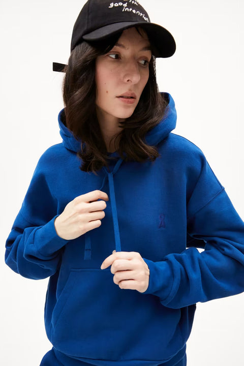 Bequemer ARMEDANGELS Hoodie in Blau aus 100% Bio-Baumwolle