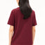 Lualaa T-Shirt ARMEDANGELS Velvet Red – Detailansicht leichtes Bio-Baumwoll-Jersey in tiefem Weinrot, PETA-zertifiziert