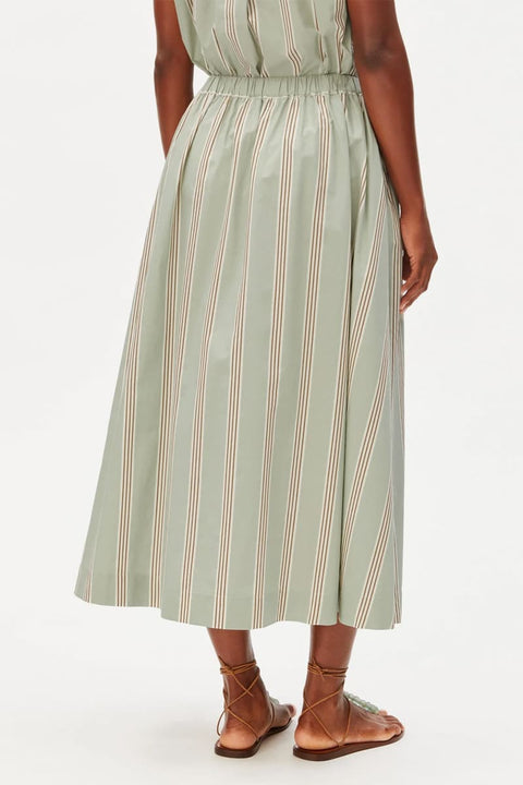 Stripe A-Line Midi Skirt ARMEDANGELS – Detailansicht Streifenmuster in Salbei und Braun, elastischer Bund