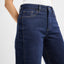 ASH Barrel Leg DAWN Denim Stay Blue – Detailansicht charakteristische Cutline-Naht vorne, leicht O-förmige Silhouette in Stay Blue Denim