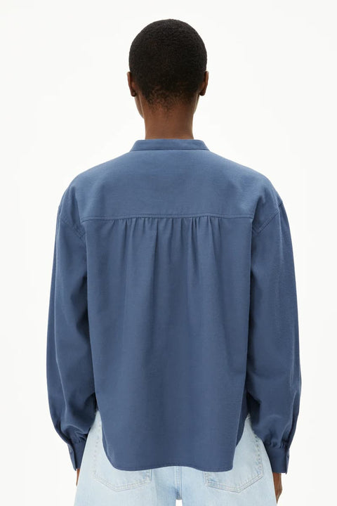 Hellblaue Bluse aus Bio-Baumwolle im Loose Fit