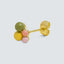 Bouquet Green Yellow Ohrring von LULU Copenhagen, handbemalte Emaille-Perlen in Grün und Gelb, 18K vergoldetes Messing, 10 x 7 mm