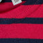Bretonisches Kinder-Shirt modAS Rot/Marine – Detailansicht seitliche Schulternieten und Streifenmuster, 100 % Baumwolle