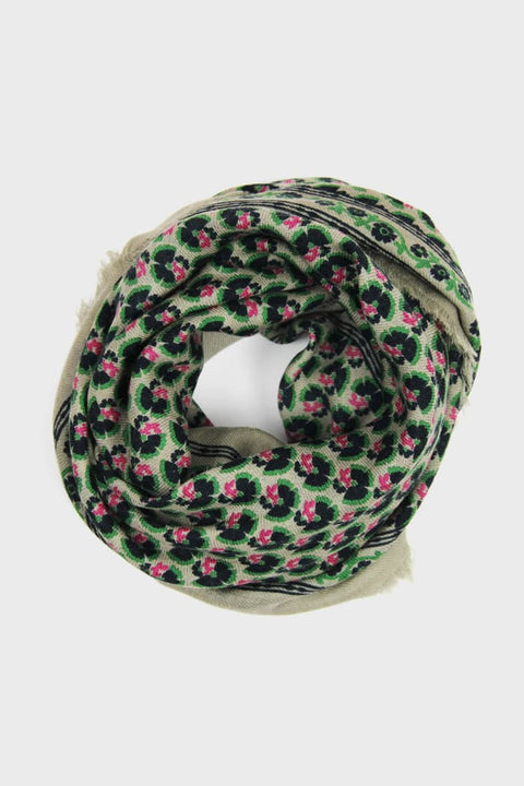 Wollschal aus 100 % Wolle in Beige mit Blumenmuster