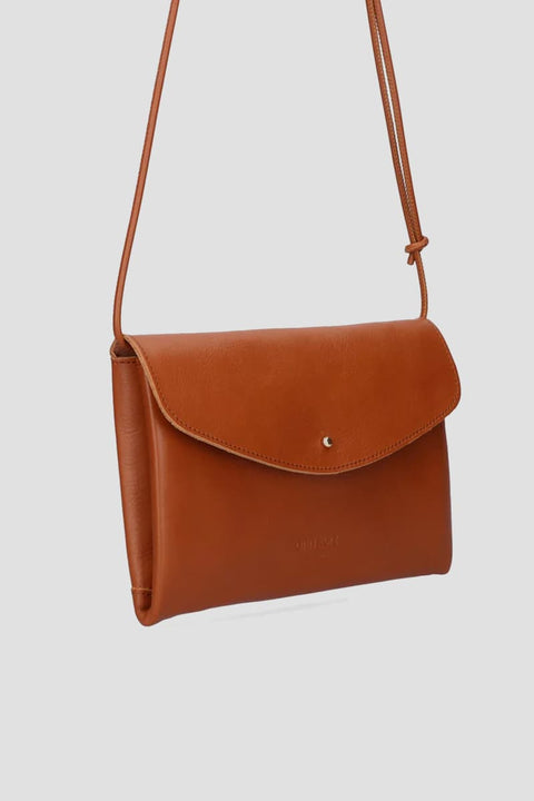 Braune Clutch aus Nappaleder mit Kartenfächern von ann kurz
