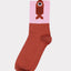 Dane3D Ladies Socks Chili Fish Danefae, am Fuß getragen, rostroter Socken mit elegantem Fischmotiv im 3D-Effekt