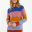 Modell trägt den "Danehappy Wool Sweater" - perfekt für jeden Tag