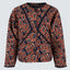 Danesparrow AOP Thermo Jacket Dark Navy Macro Micro von Danefae, kurze Steppjacke in Marineblau mit gebranntem Rot und Sand, 100% Nylon