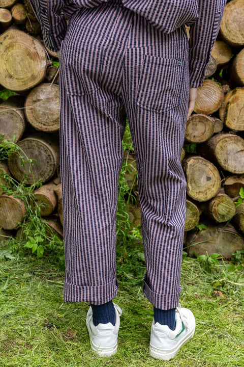 Danefunt Hose von Danefae, Loose Fit mit hoher Taille, lila-dunkelblau gestreift, 100 % Baumwolle